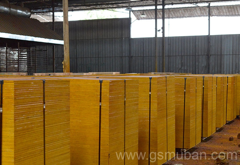 層層過膠和單層過膠的建筑模板有什么區別? 層層過膠和單層過膠的建筑模板有什么區別?